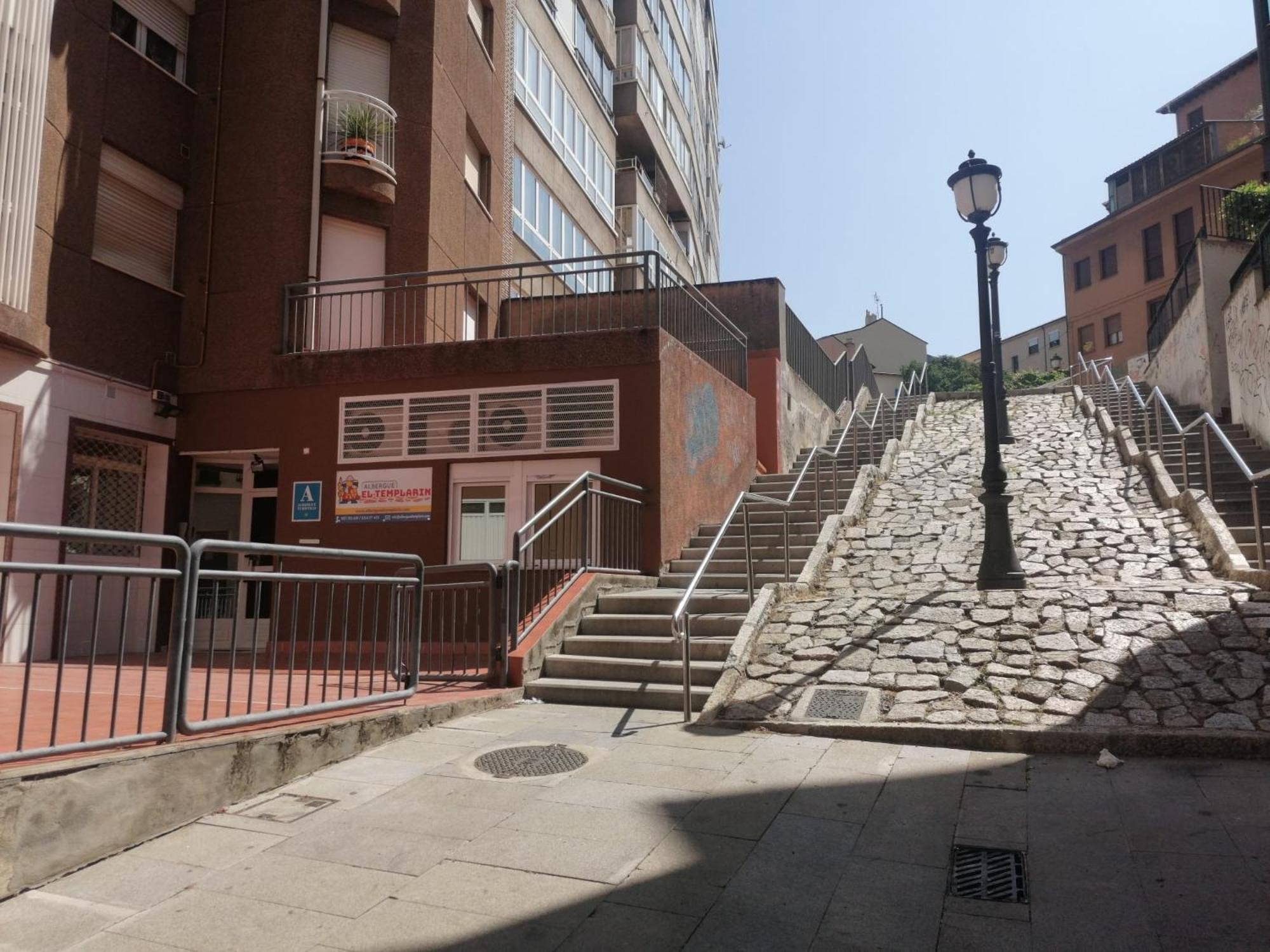 Albergue El Templarin بونفيراذا المظهر الخارجي الصورة